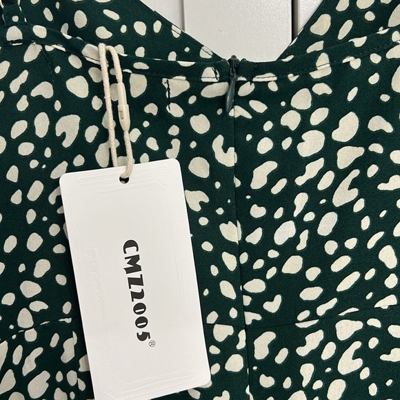 Womens Dress - Picture 7 of 8